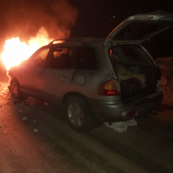 Бойцы ОМОН «Сталь» пришли на помощь водителю, чей автомобиль воспламенился на трассе в Челябинской области